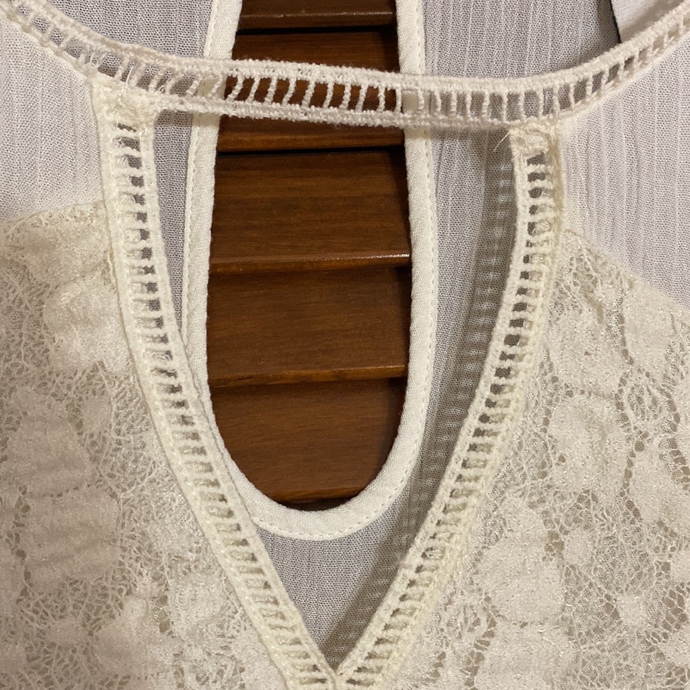 Flowy Boho Top - Picture 5 of 7
